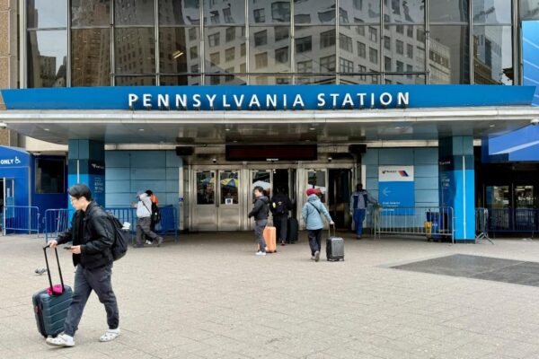 Feds Ask for 106 Review on Penn Station